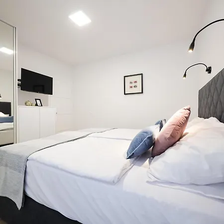 Beautiful In With Wifi Apartman