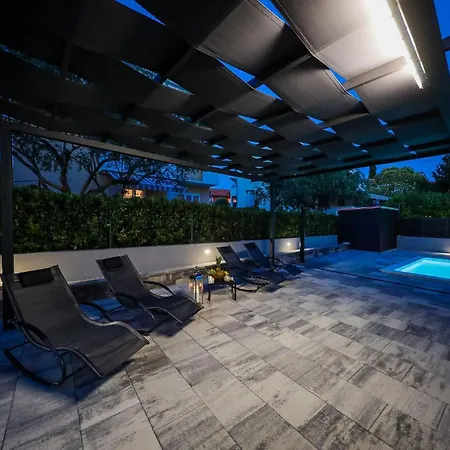 Beautiful In With Wifi Apartment