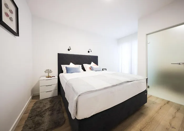 Appartement Beautiful In With Wifi Zadar